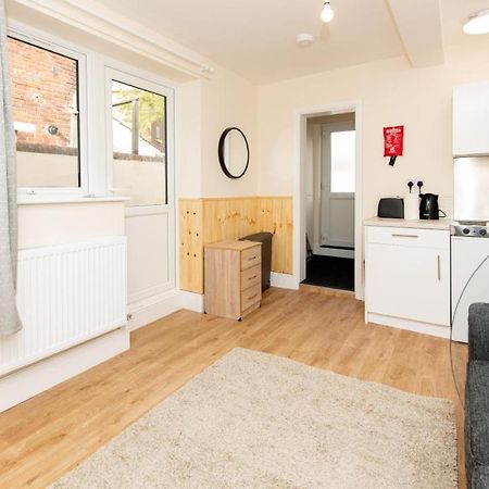Luxury Shirley Apartments Close To Solent Uni And Southampton Central Train Station Buitenkant foto